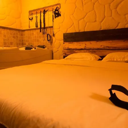 Red Love hotel Bucharest